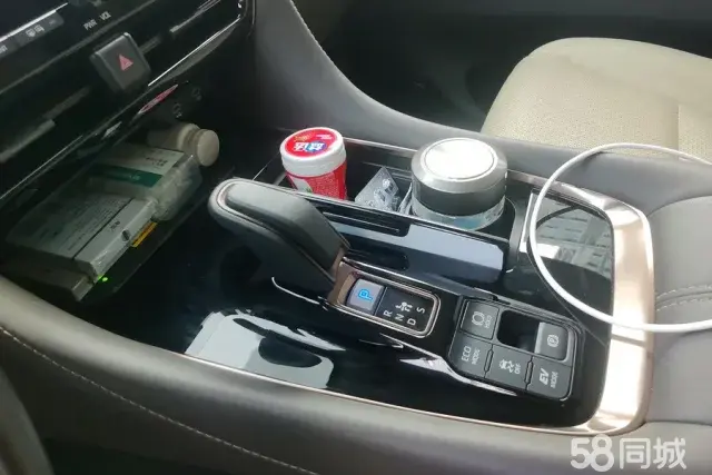 Toyota Alphard 2024 immagine di auto #16