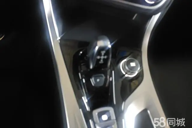 Lynk & Co 01 EM-P 2020 car image #16