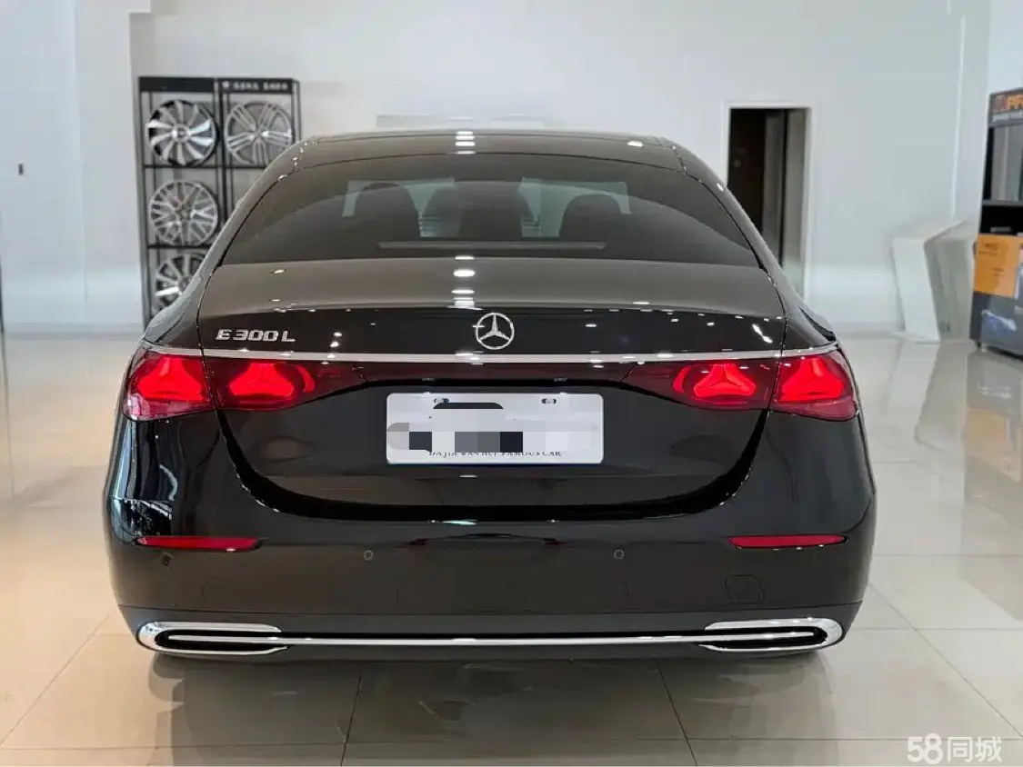 Mercedes-Benz E Class 2025 car image #16