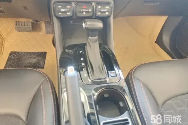 广汽传祺 传祺GS3 2018 汽车图片 #16