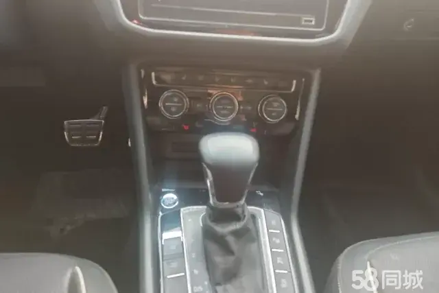 Volkswagen Tiguan L New Energy 2020 изображение автомобиля #16