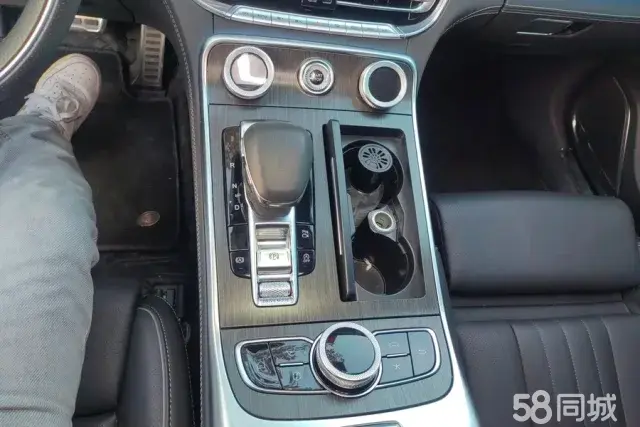 HongQi H9 2023 #16 HongQi H9 2023 immagine di auto #16