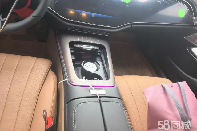 Mercedes-Benz E Class 2025 car image #16