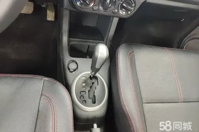 Suzuki Swift 2018 #16 Suzuki Swift 2018 car image #16