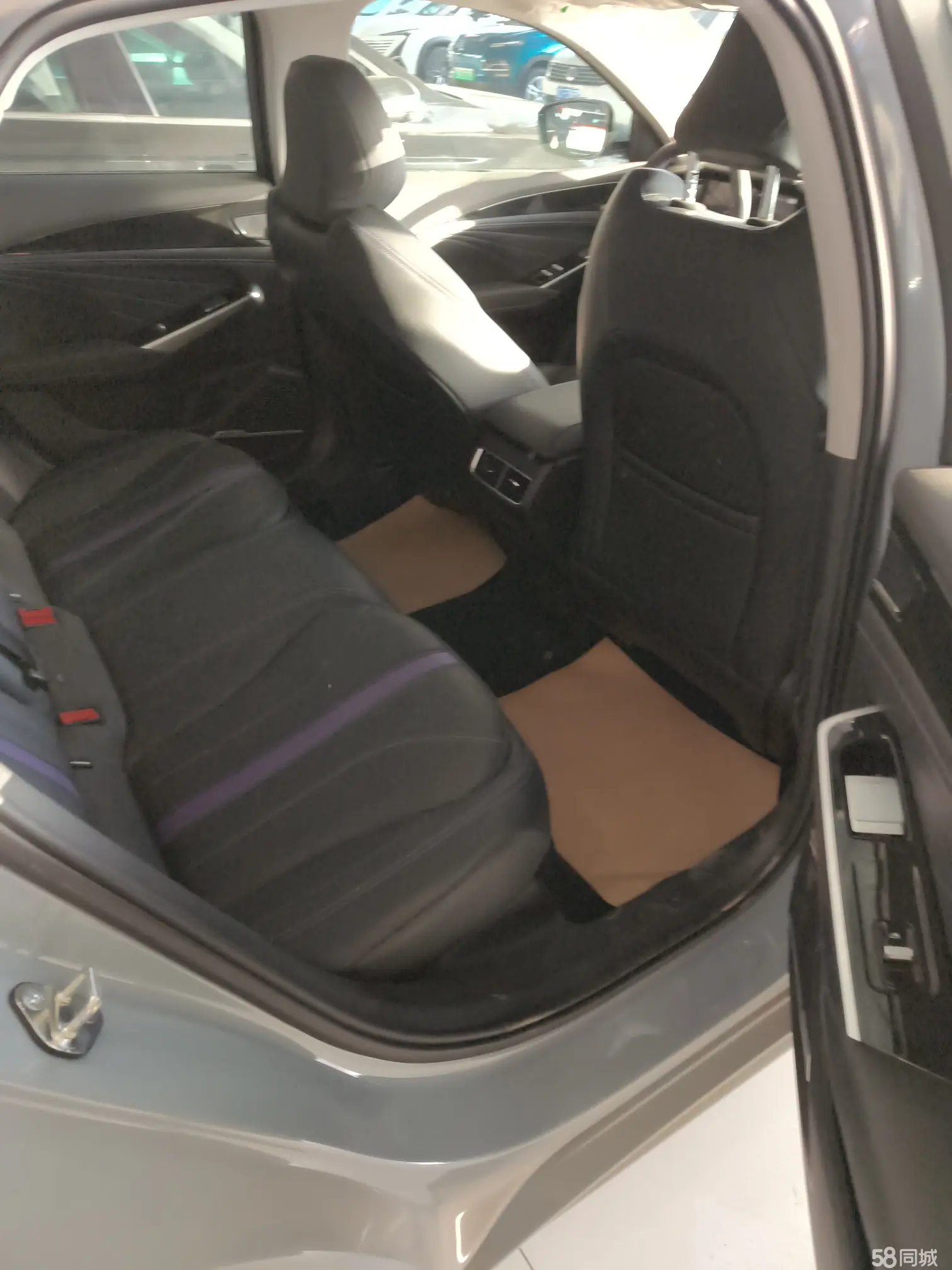 GEELY 2025 car image #16