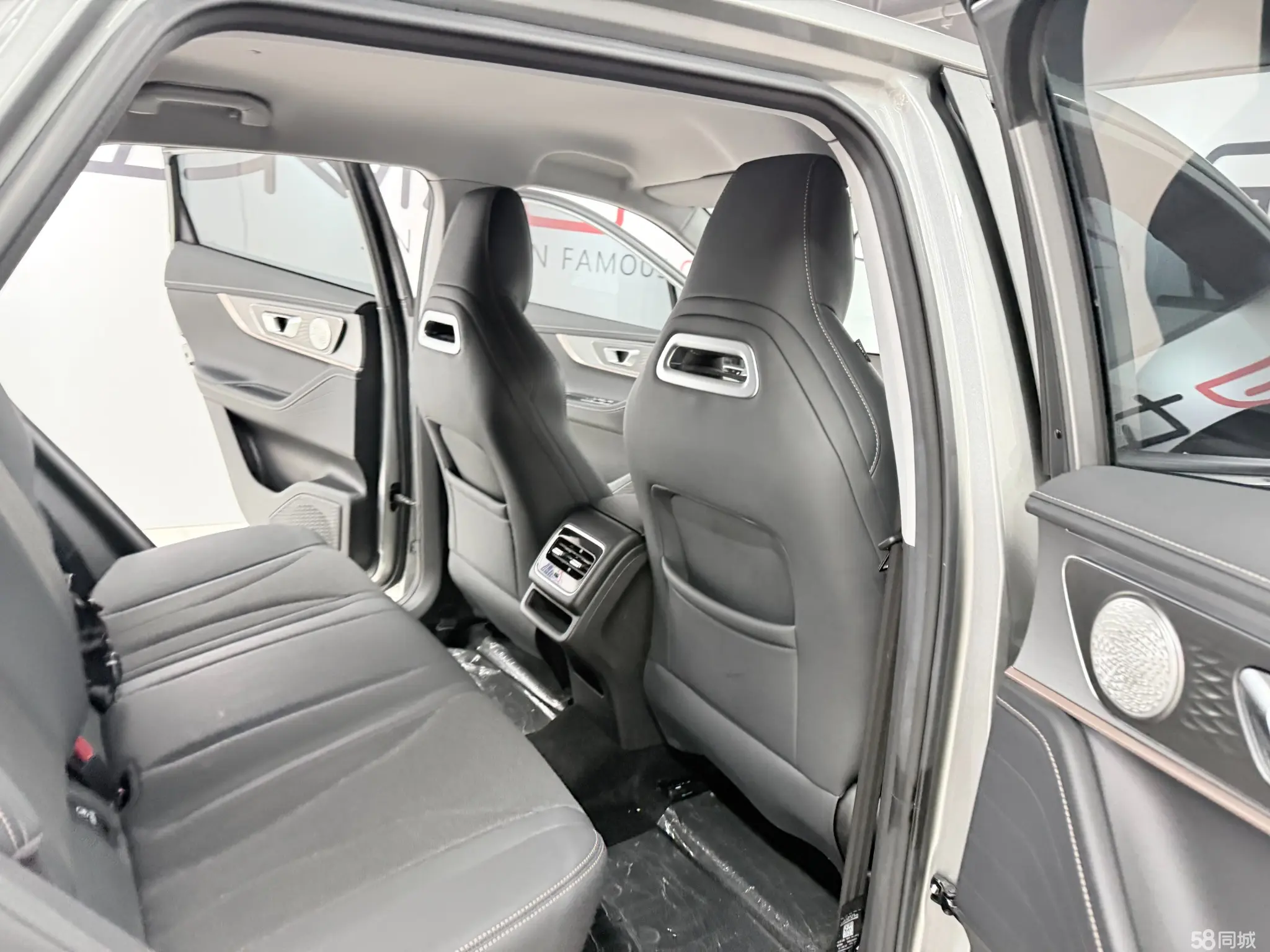 Chery Tiggo 5x 2024 car image #16