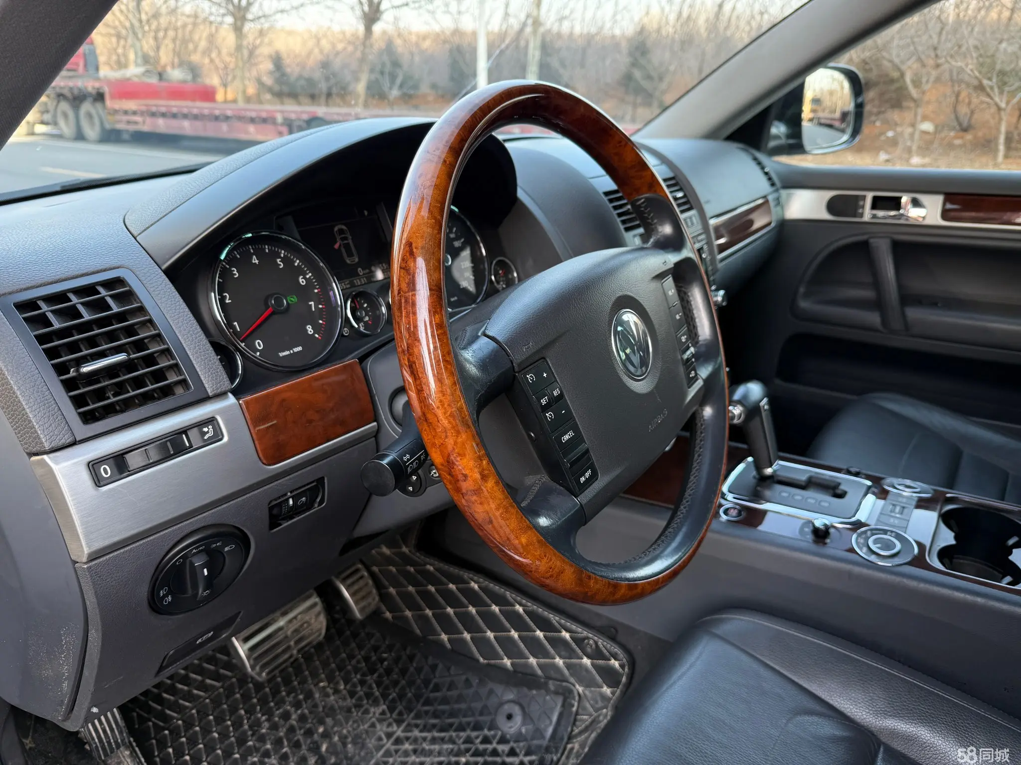 Volkswagen Touareg 2008 #16 Volkswagen Touareg 2008 car image #16