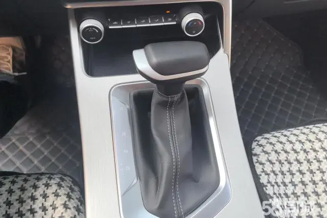 GEELY Coolray 2024 #16 GEELY Coolray 2024 immagine di auto #16
