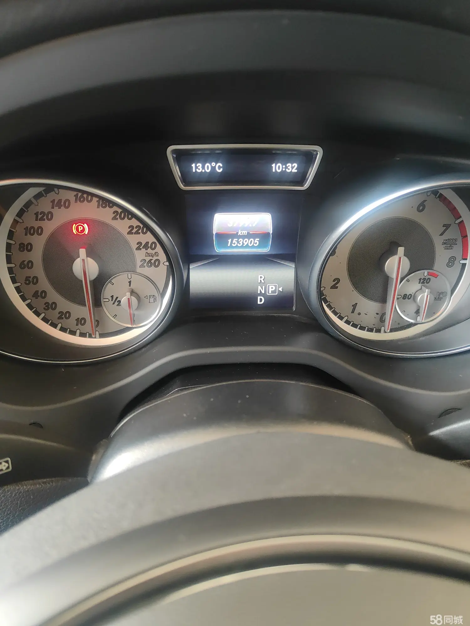 Mercedes-Benz GLA Class 2017 immagine di auto #16