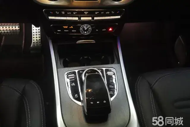 Mercedes-Benz G Class 2024 immagine di auto #16