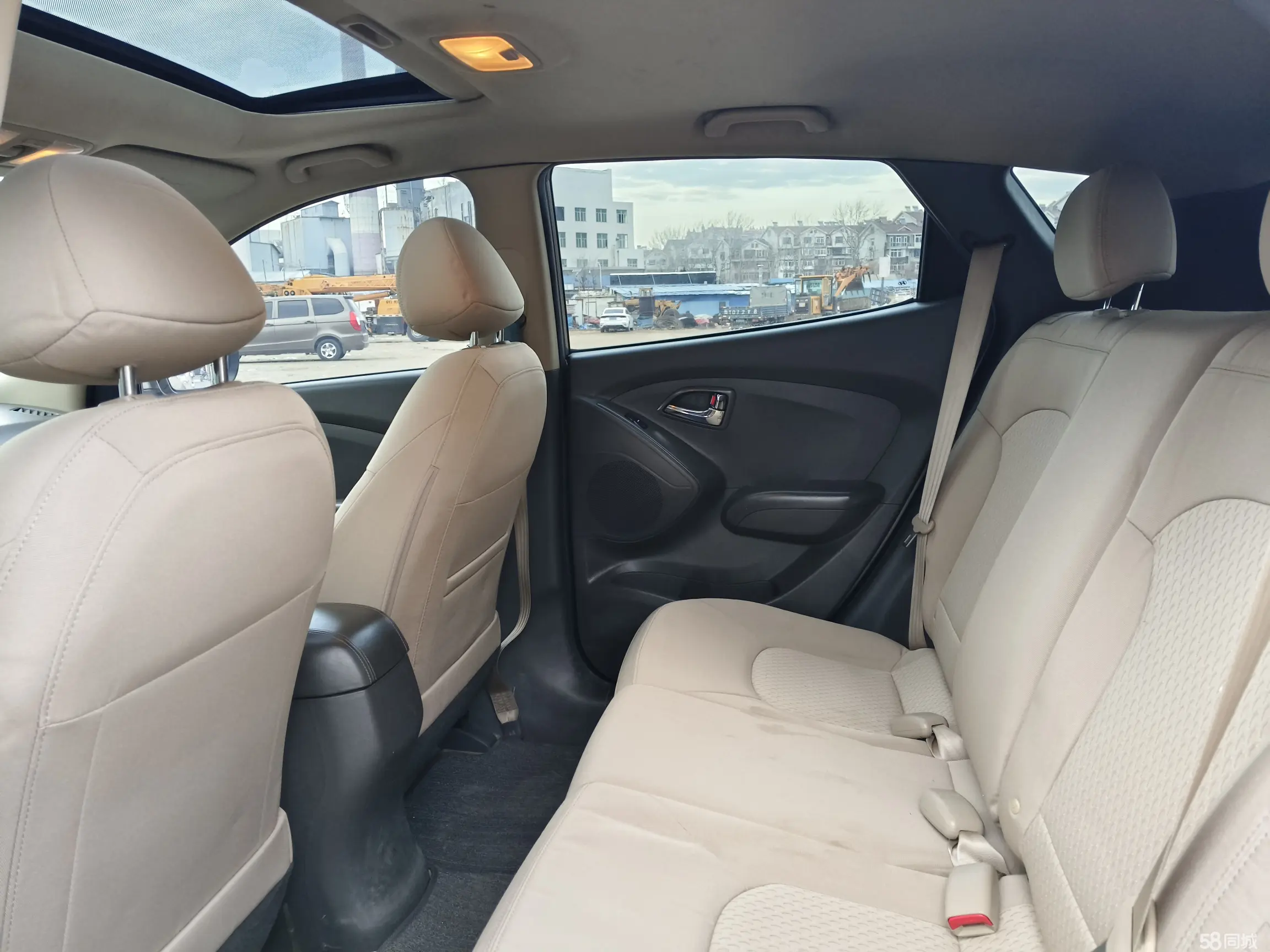 Hyundai ix35 2011 imagen de coche #16