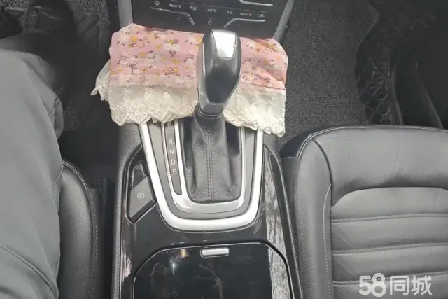 Ford Edge 2017 immagine di auto #16