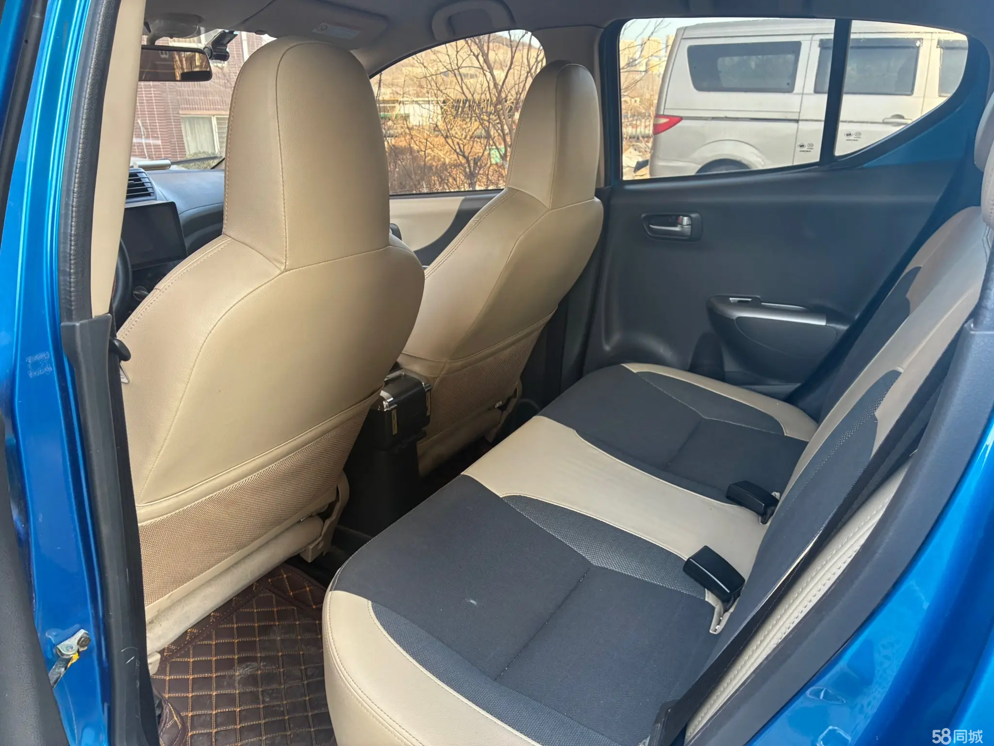 Suzuki Alto 2011 imagen de coche #16