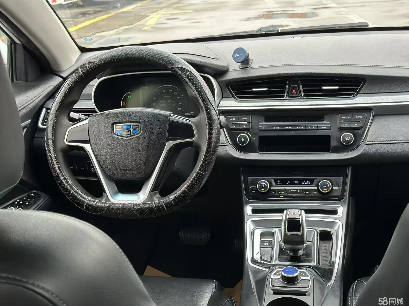 GEELY Emgrand New Energy 2018 #16 GEELY Emgrand New Energy 2018 car image #16