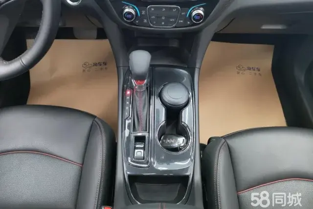 Chevrolet Equinox 2023 car image #16