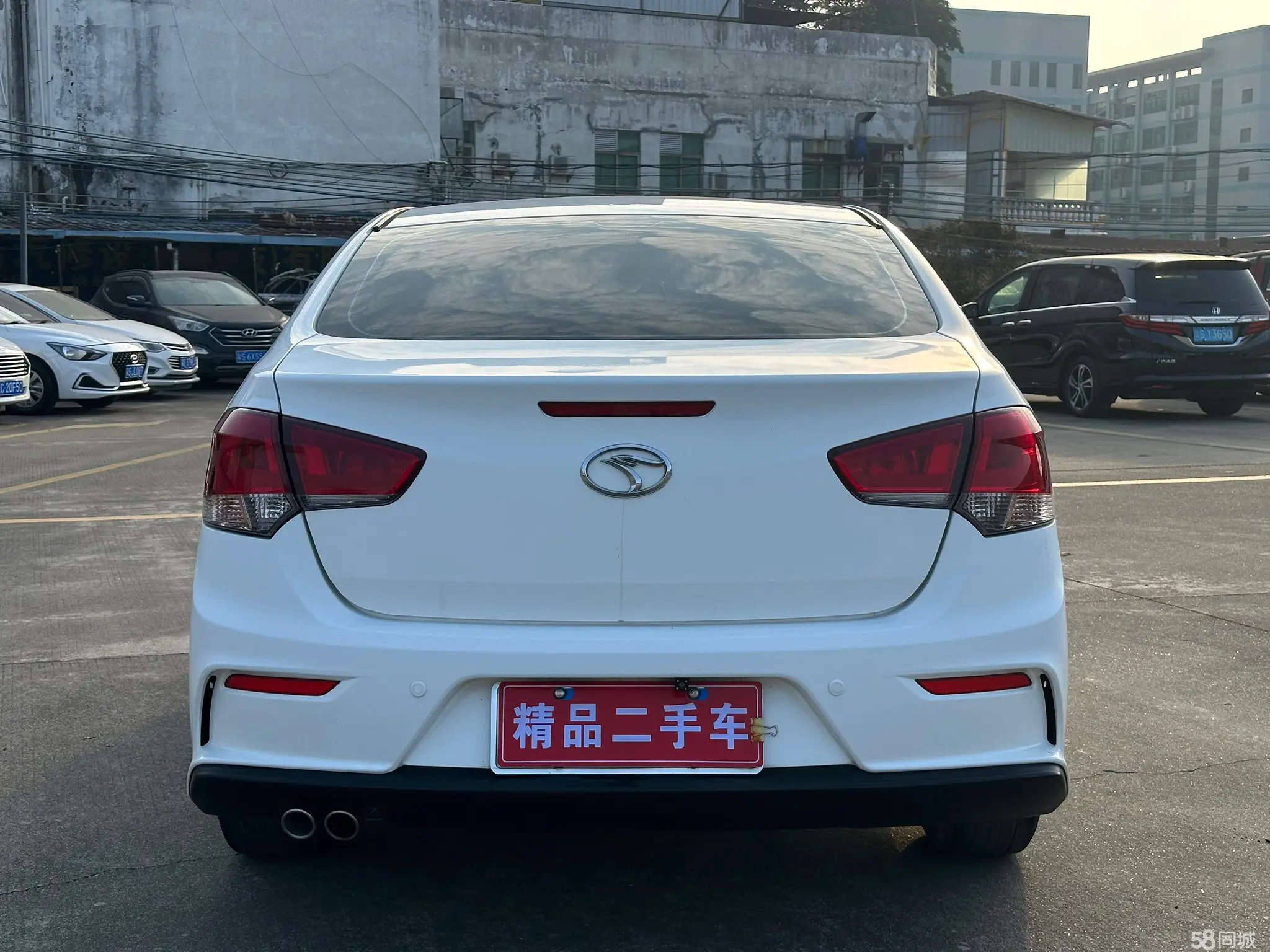 Soueast V5 Lingzhi 2017 #16 Soueast V5 Lingzhi 2017 car image #16