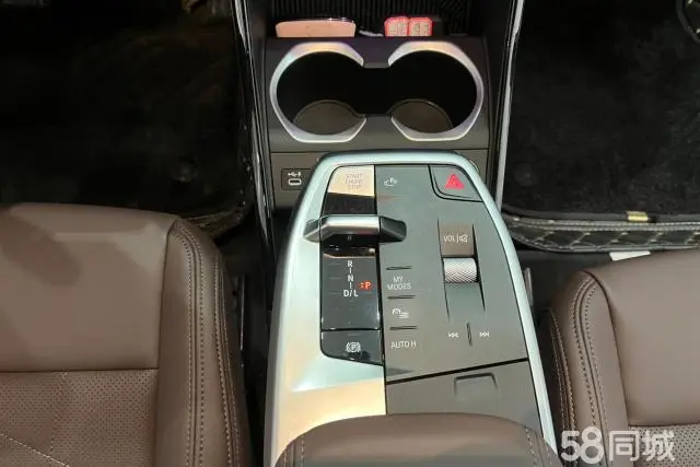 BMW X1 2024 immagine di auto #16