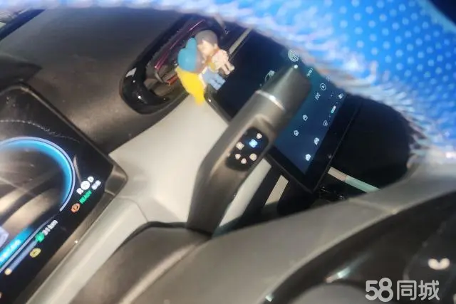 零跑汽车 零跑T03 2022 汽车图片 #16