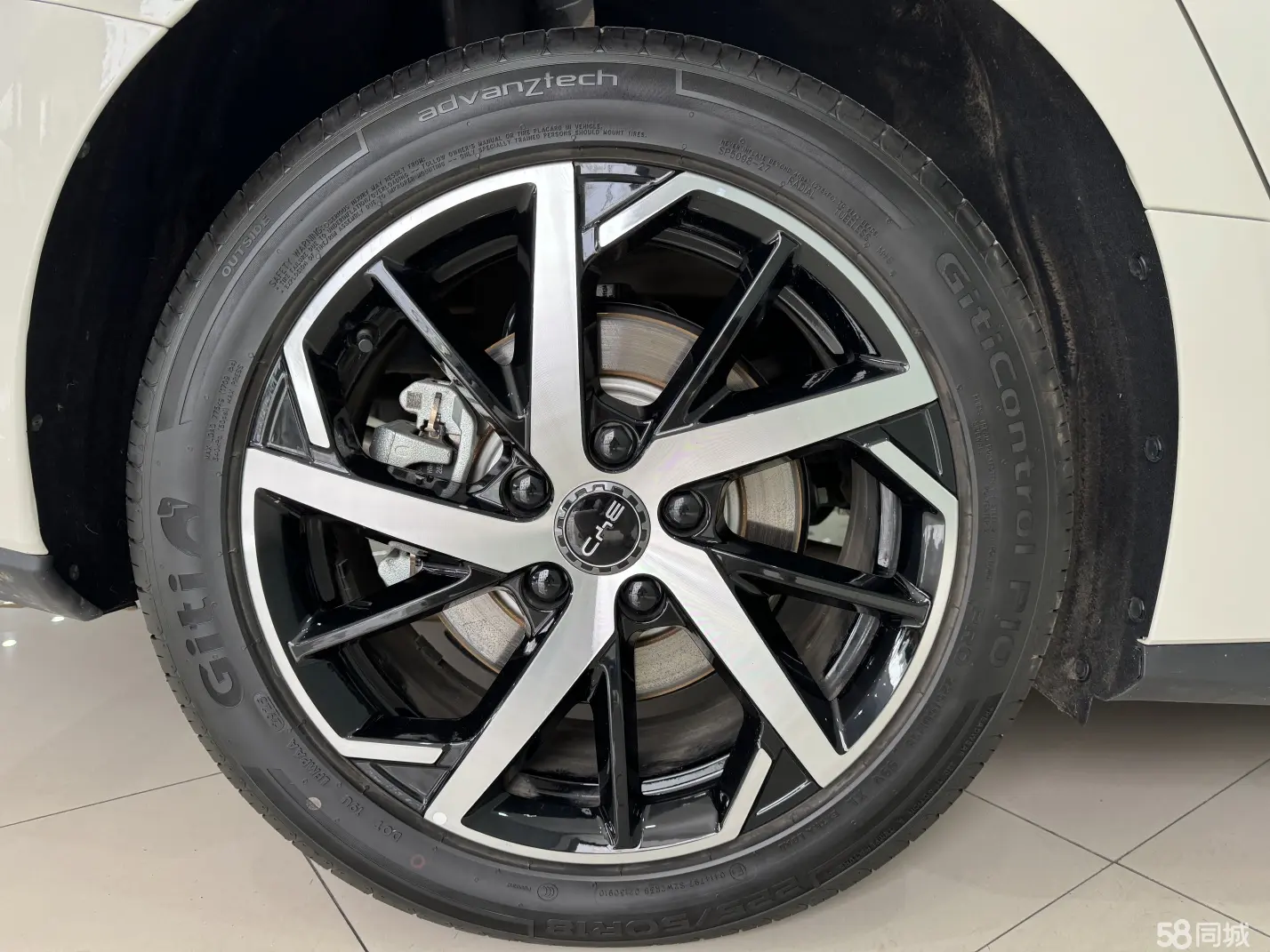 BYD Seal 07 DM-i 2025 car image #16