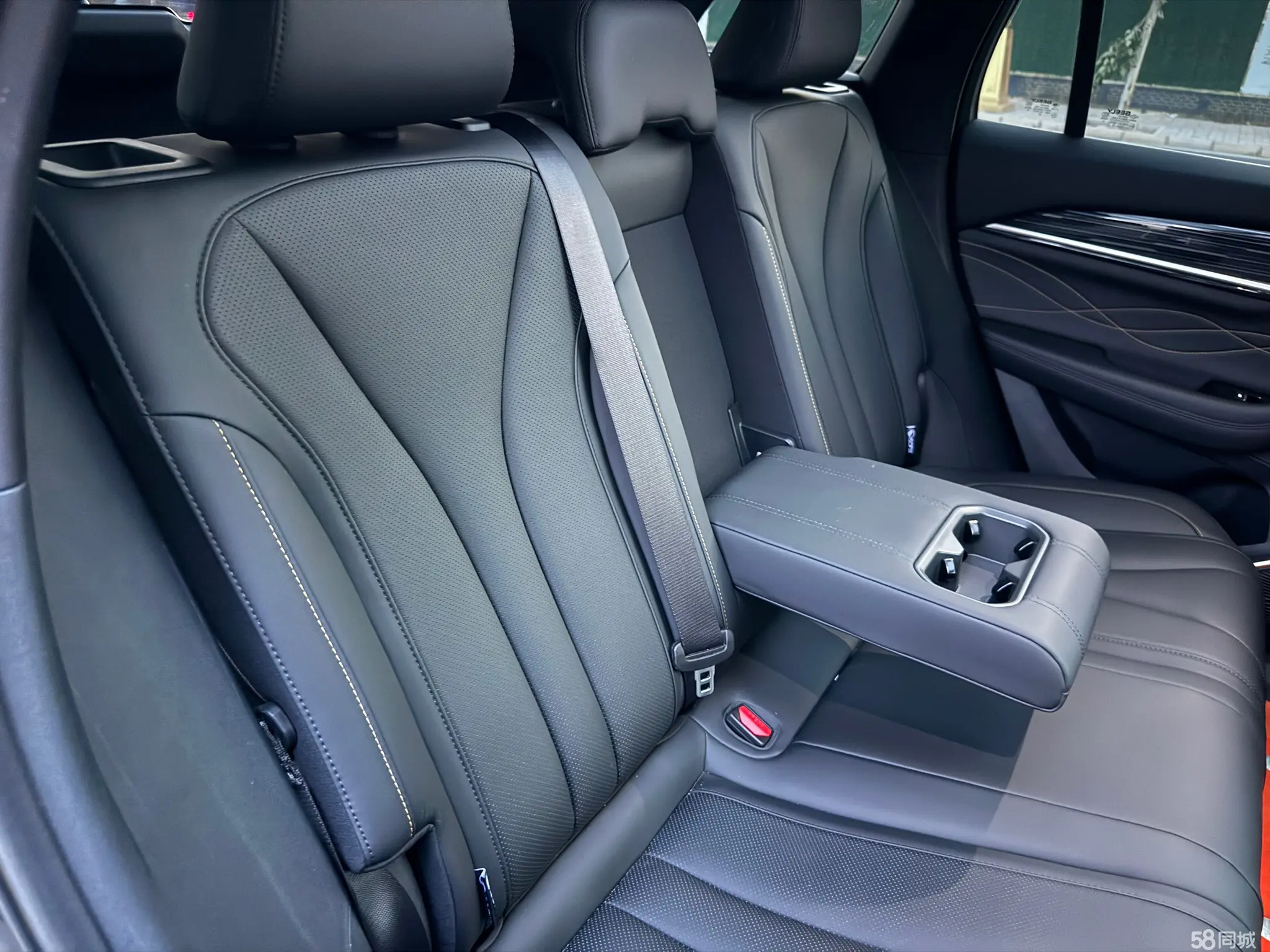 GEELY Monjaro 2025 car image #16