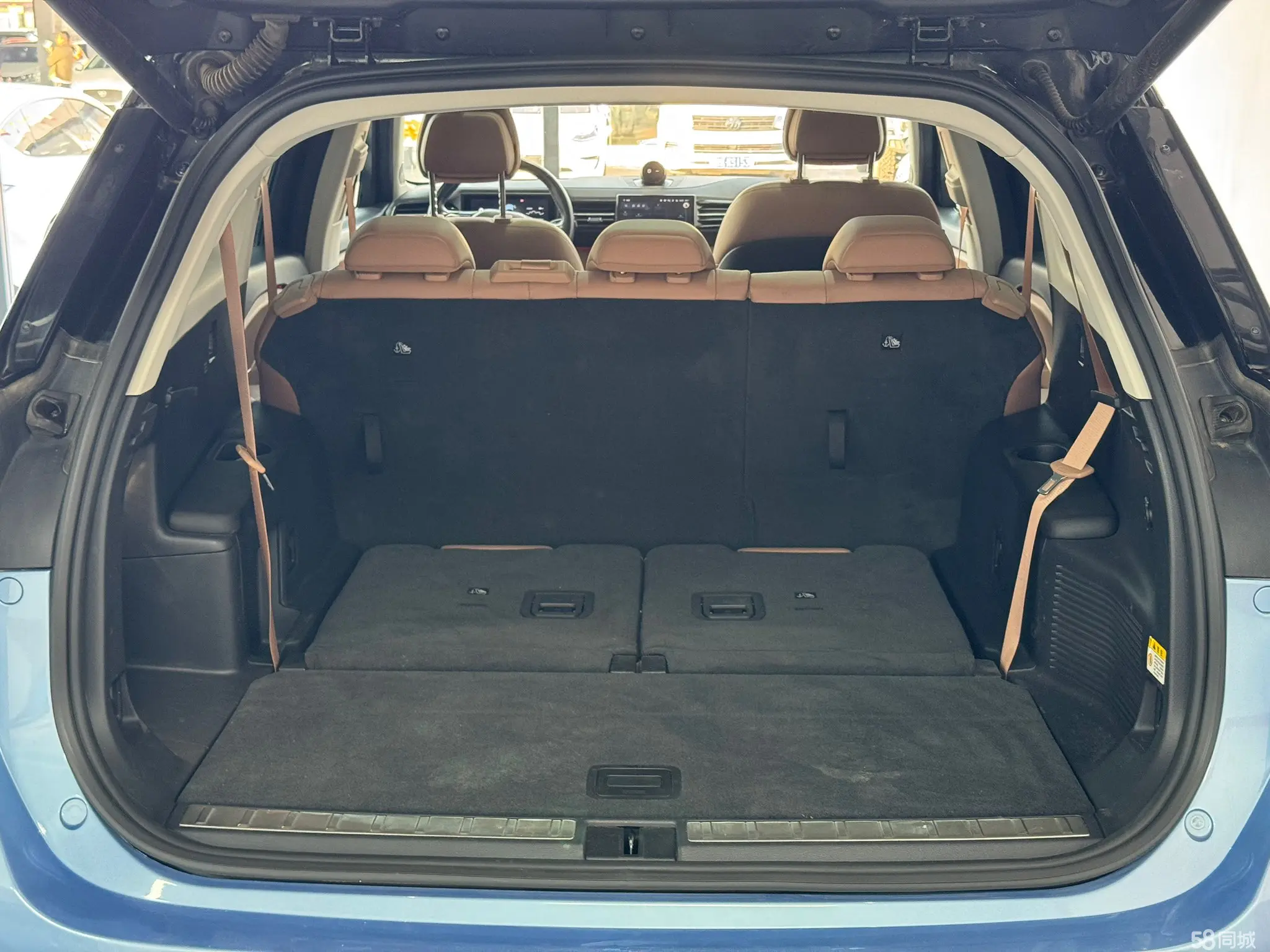 蔚来 蔚来ES8 2018 汽车图片 #16