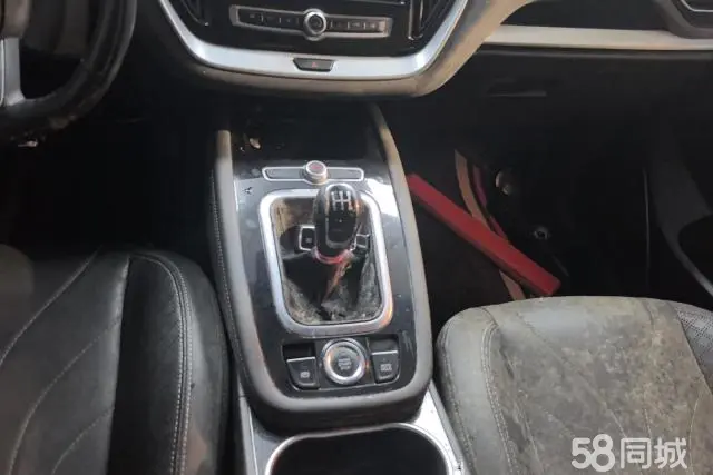 Jetour X70 2018 صورة سيارة #16