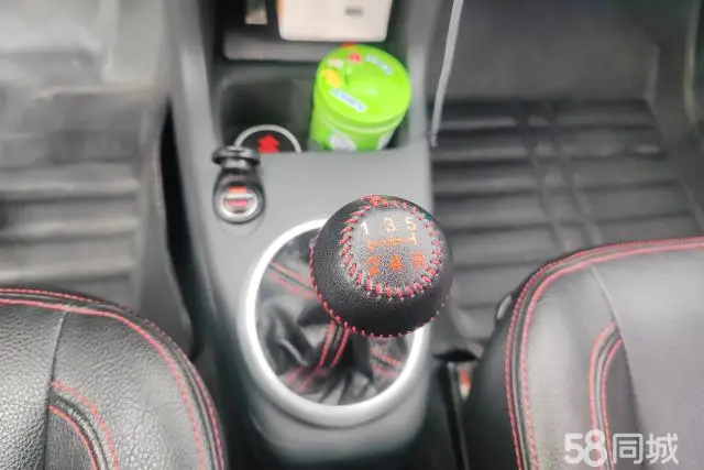Suzuki Swift 2015 #16 Suzuki Swift 2015 car image #16