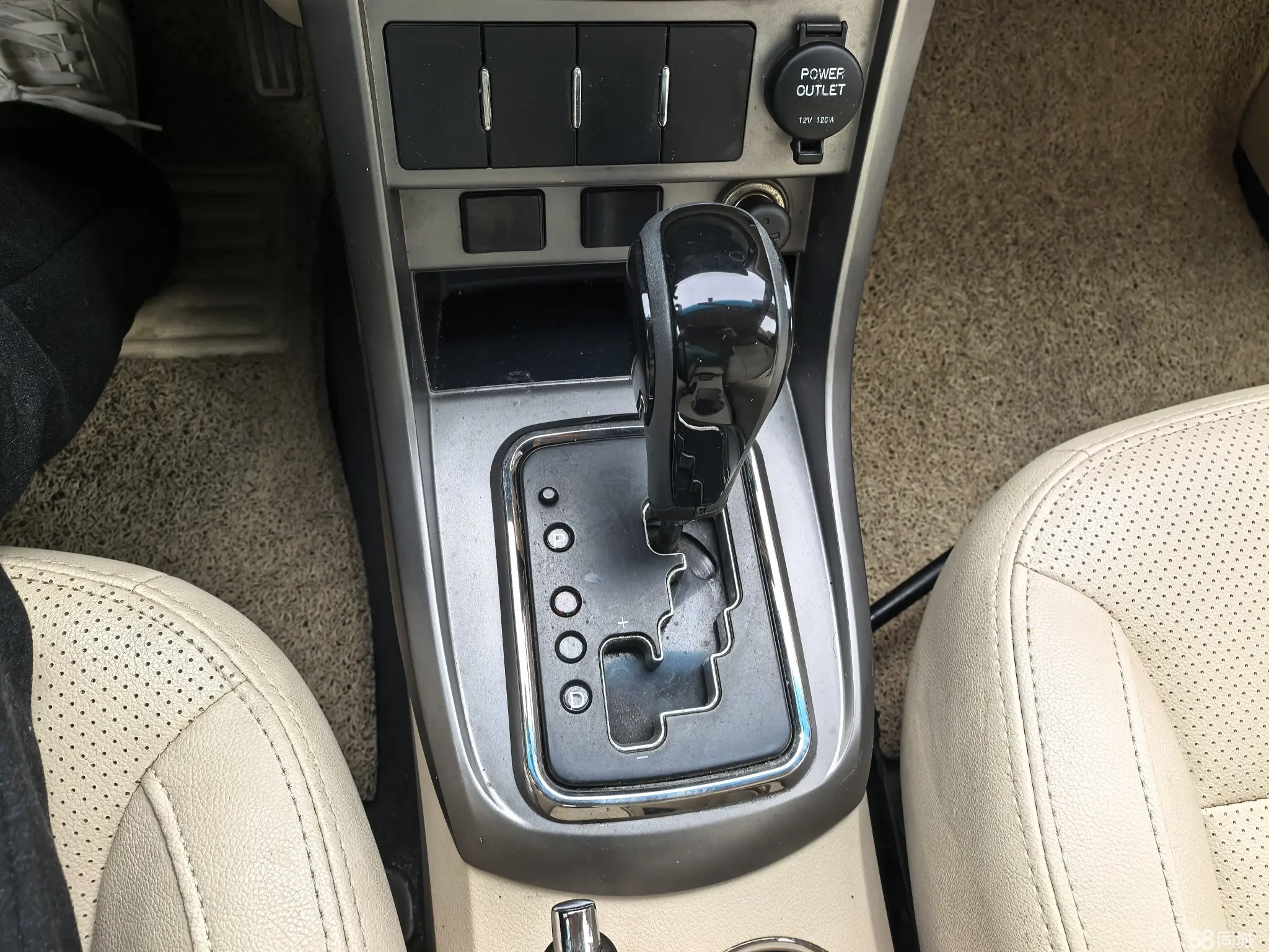 GEELY Emgrand Classic 2013 car image #16