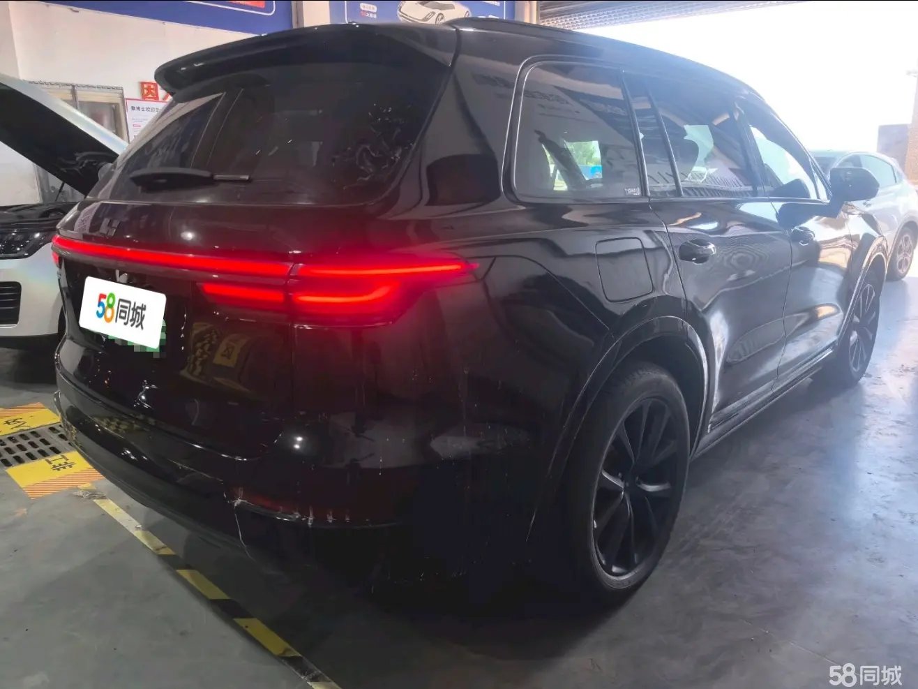 理想汽车 理想ONE 2021 汽车图片 #16