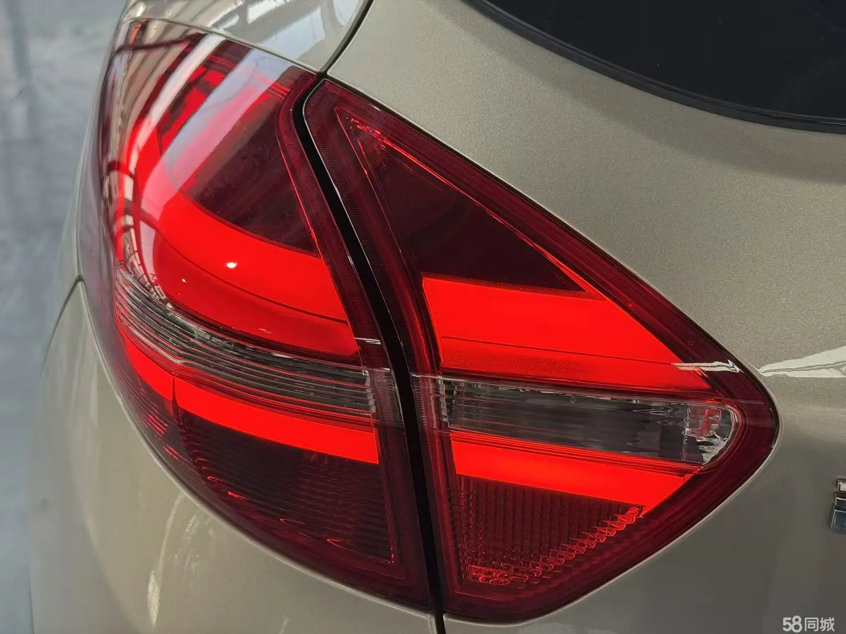 GEELY Emgrand GSe 2018 car image #16