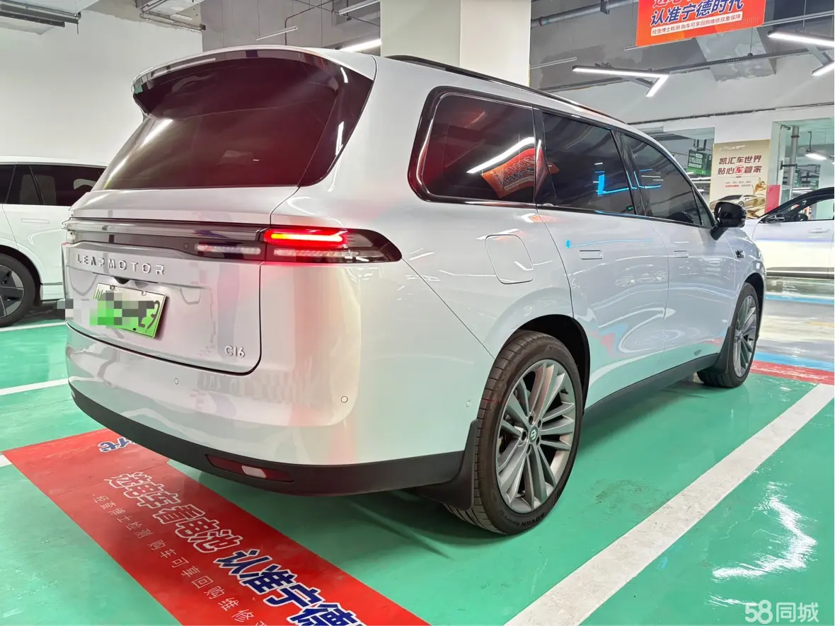 零跑汽车 零跑C16 2024 汽车图片 #16