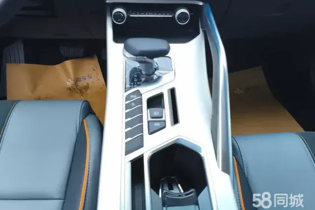 GEELY Coolray 2025 immagine di auto #16