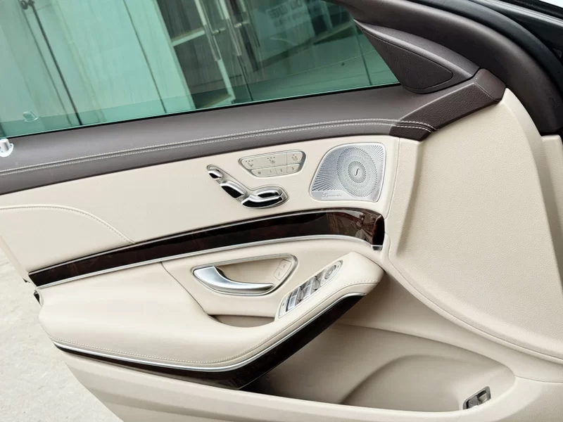 Mercedes-Benz Maybach S Class 2017 car image #16