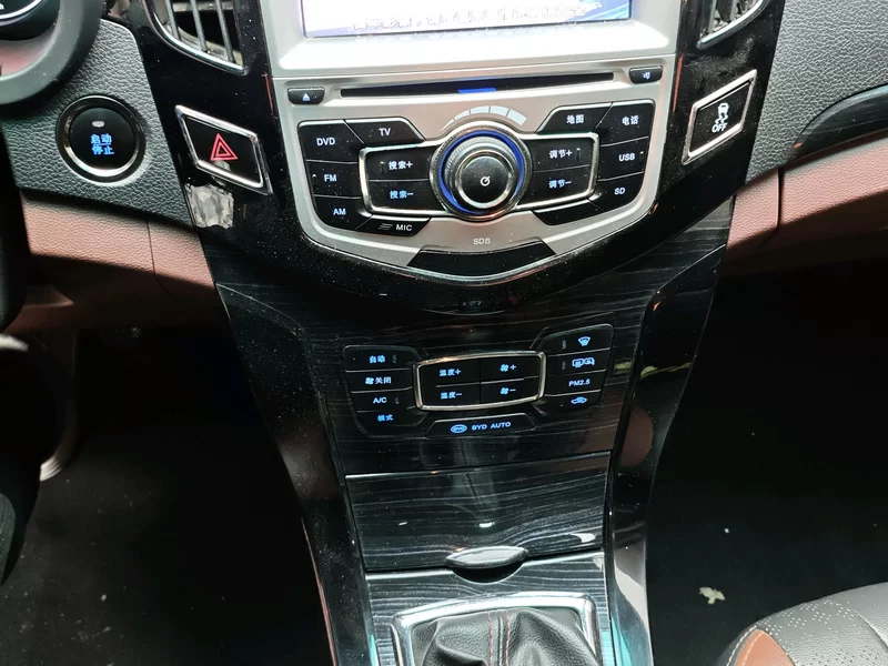 BYD SuRui 2015 car image #16