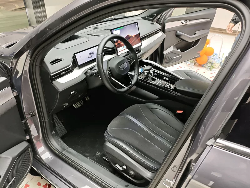 GEELY PrefaceL 2024 car image #16
