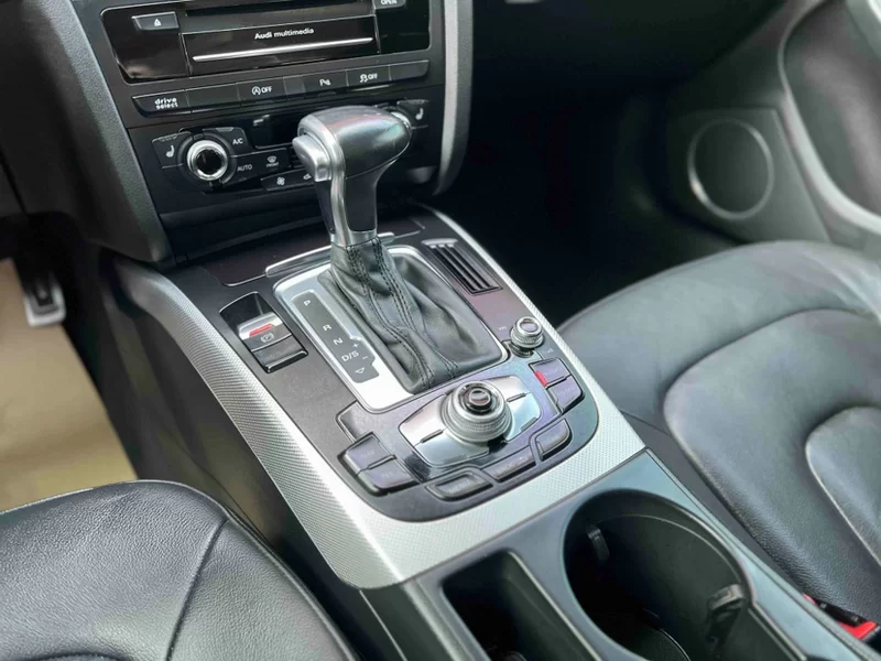 Audi A4 (Imported) 2016 #16 Audi A4 (Imported) 2016 car image #16