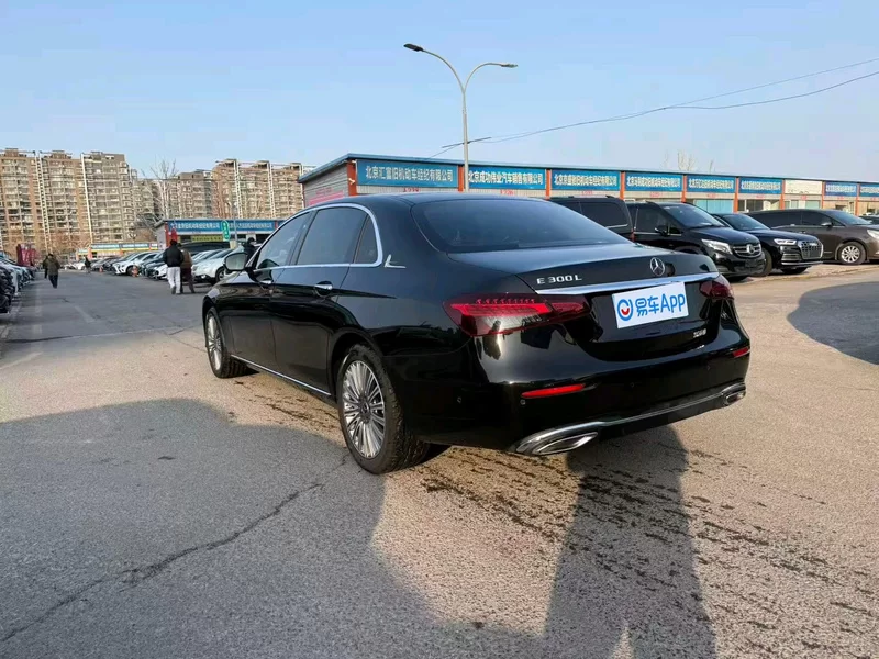 Mercedes-Benz E Class 2021 car image #16