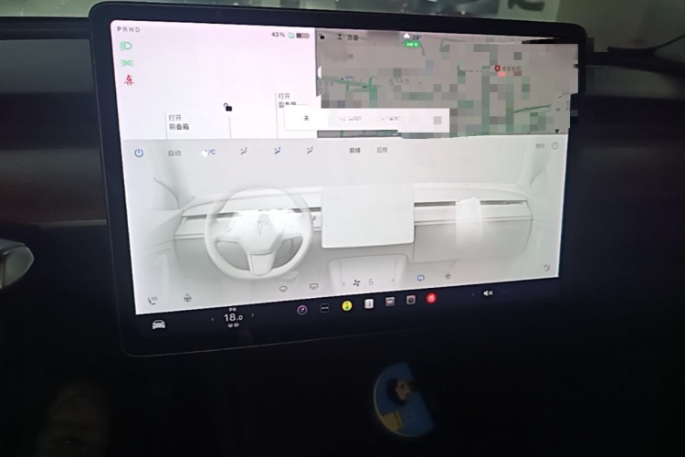Tesla Model Y 2021 #17 Tesla Model Y 2021 car image #17