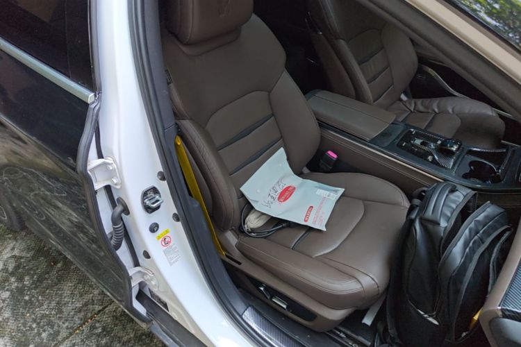 BYD Han 2022 car image #24