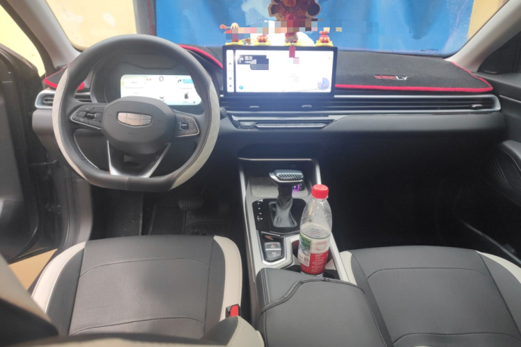 GEELY Emgrand 2025 car image #12