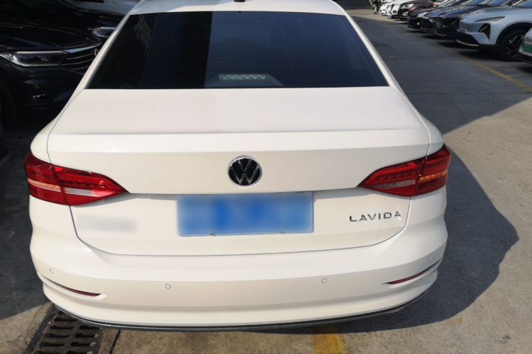Volkswagen Lavida 2020 imagem de carro #4
