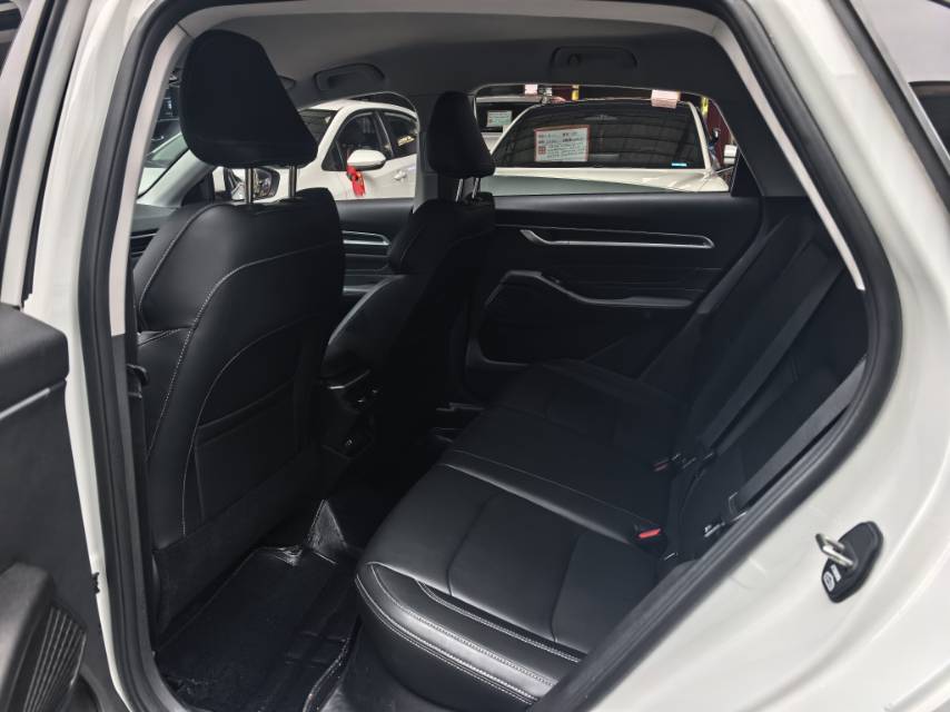 GEELY Emgrand 2024 car image #5