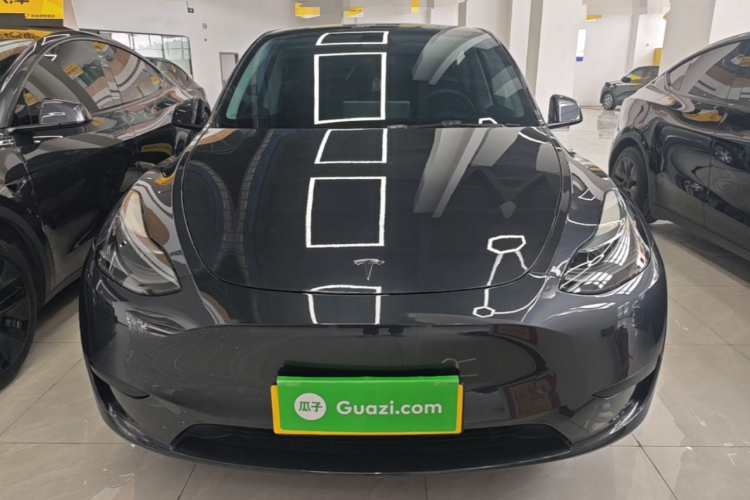Tesla Model Y 2024 #3 Tesla Model Y 2024 car image #3
