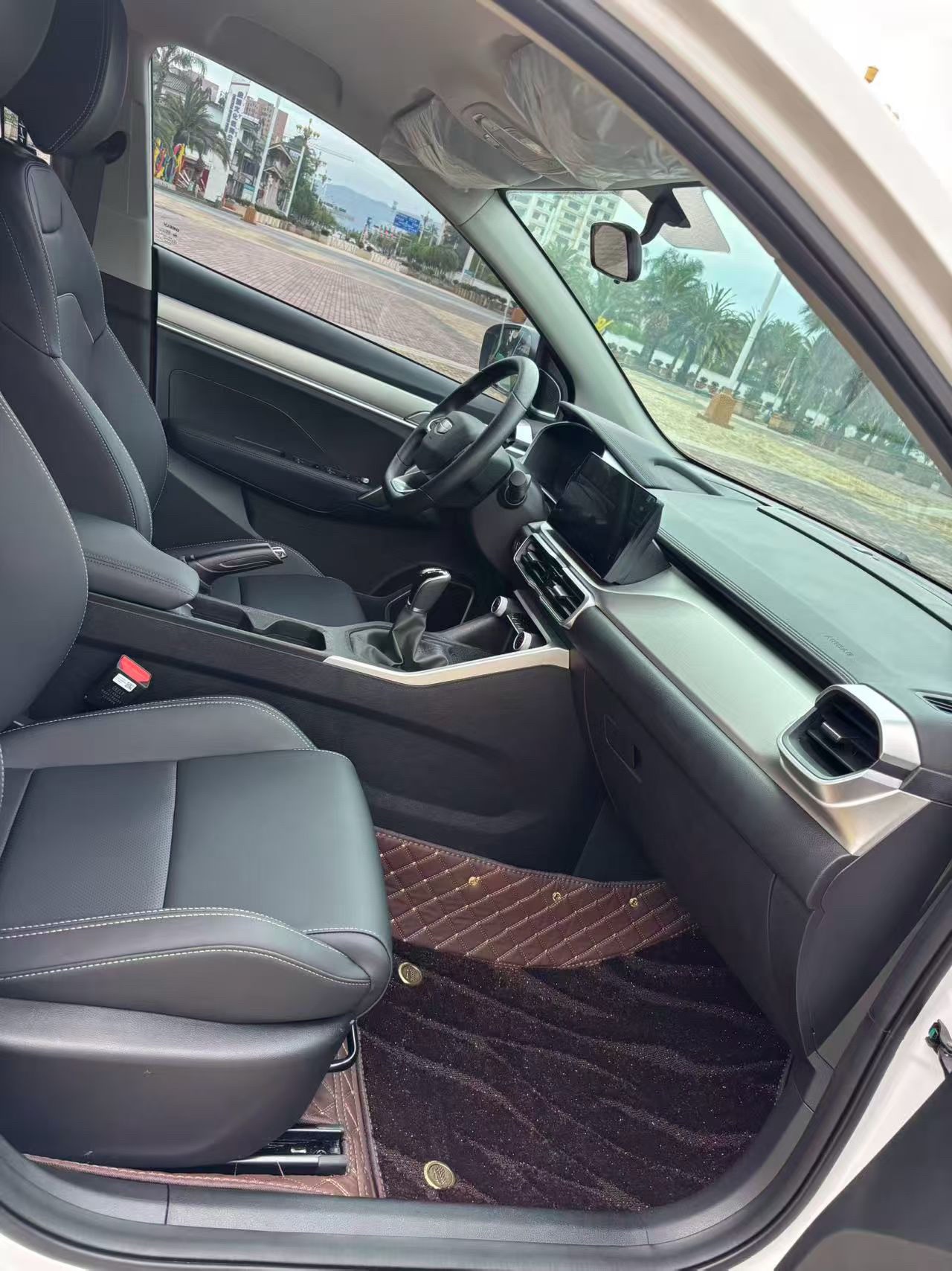 GEELY Coolray 2025 image de voiture #7