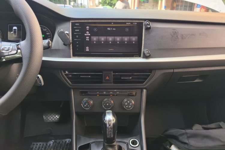 Volkswagen Lavida 2021 car image #13