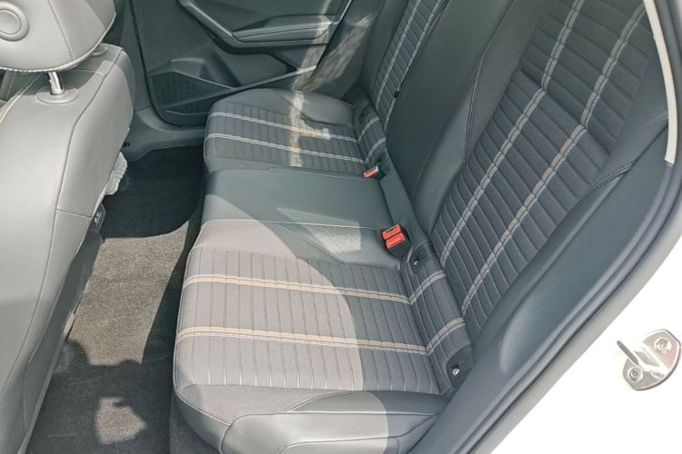 Volkswagen Lavida 2019 #17 Volkswagen Lavida 2019 car image #17