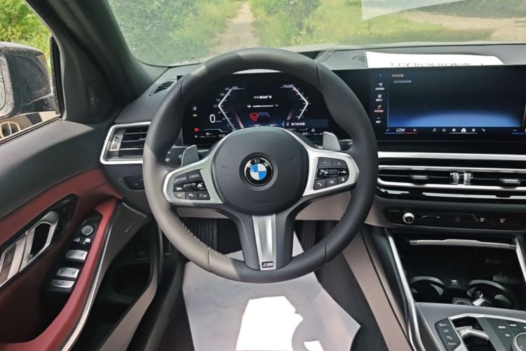 BMW 3 Series 2025 car image #12