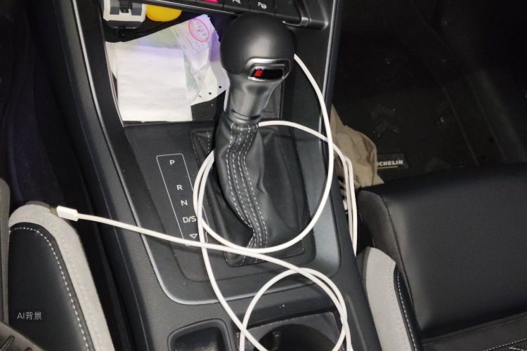 Audi Q3 2026 car image #16