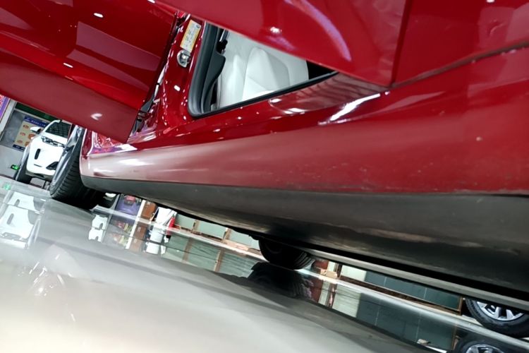 Tesla Model 3 2020 car image #26