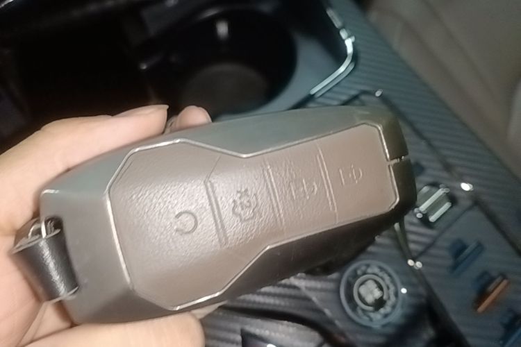 BYD Han 2022 immagine di auto #9